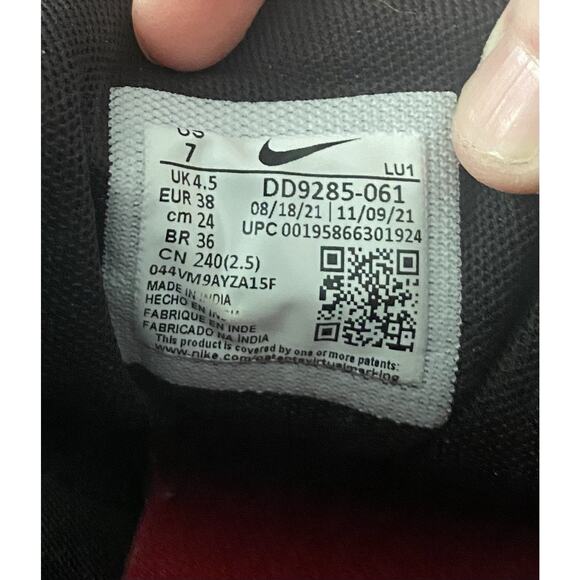 Nike Wmns Sz 7 EU 38 Air Max Bella Black Pink Blush TR 5 Trainer - Picture 7 of 7